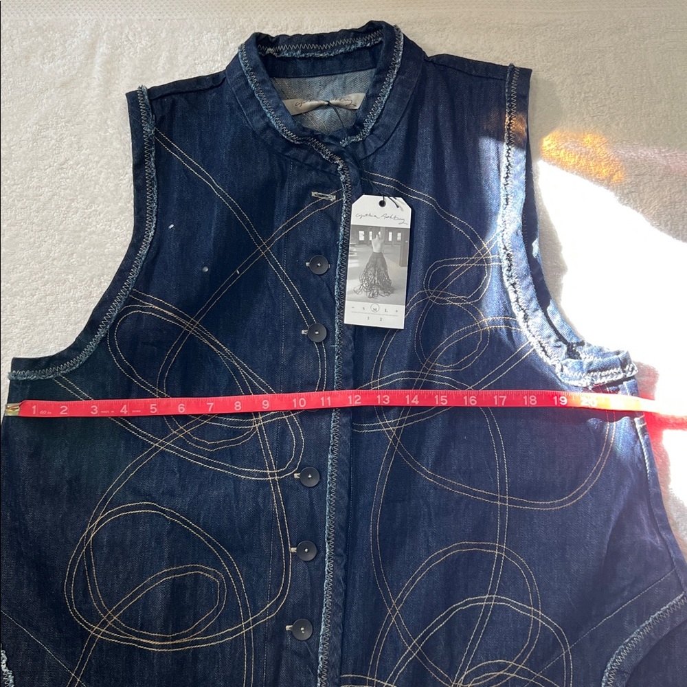 Cynthia Ashby Long Dark Blue Denim Vest, Women’s Size M (12-14) - Picture 11 of 12